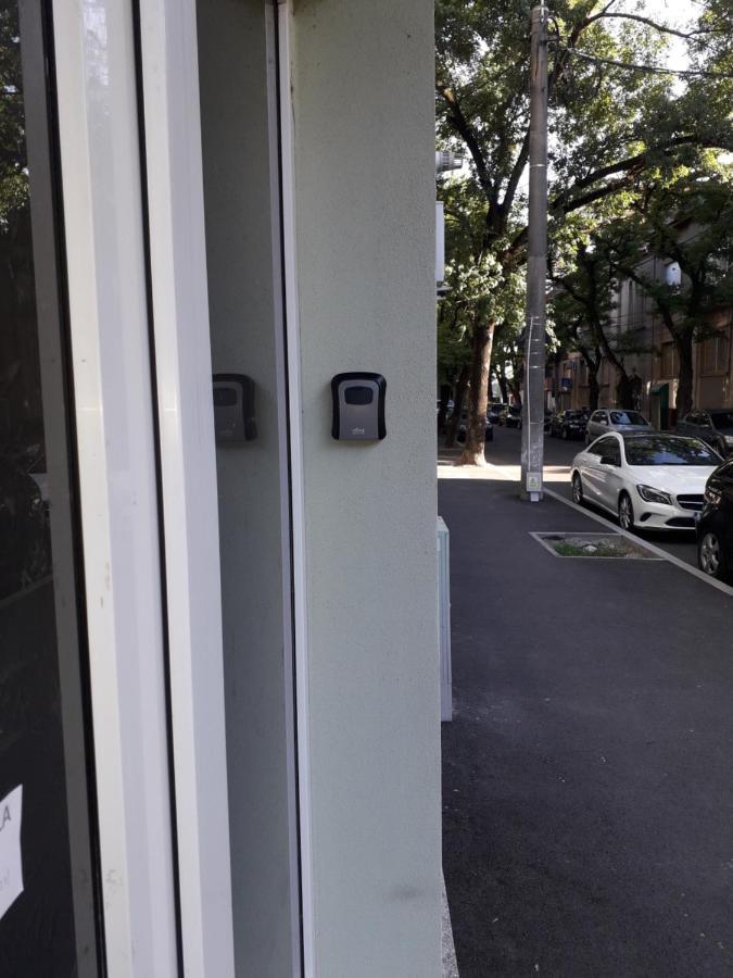 Cozy, Central 1-Bedroom Apartment In Timisoara, Romania Exterior foto